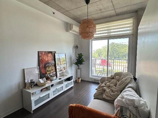 Apartment for rent in Longueuil, Quebec