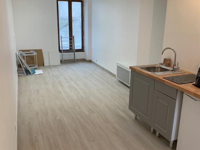 Studio location à Évry, Maisse