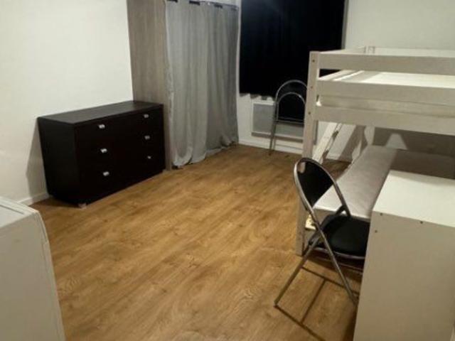 Studio location à Morangis, Essonne