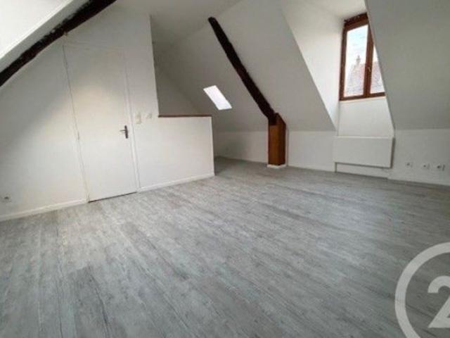 Studio location à Clermont, Mouy