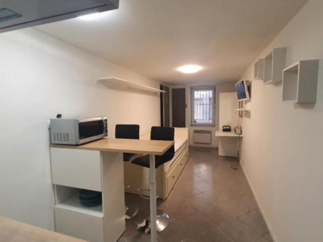 Studio location à Nîmes