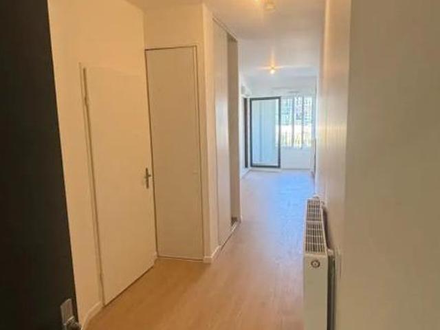 Studio location à Ormesson-sur-Marne, Val-de-Marne