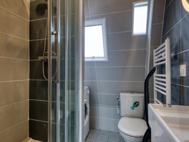 Studio location à Bobigny, Les Lilas