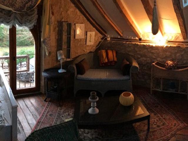 Studio location à Pessac-sur-Dordogne, Gironde