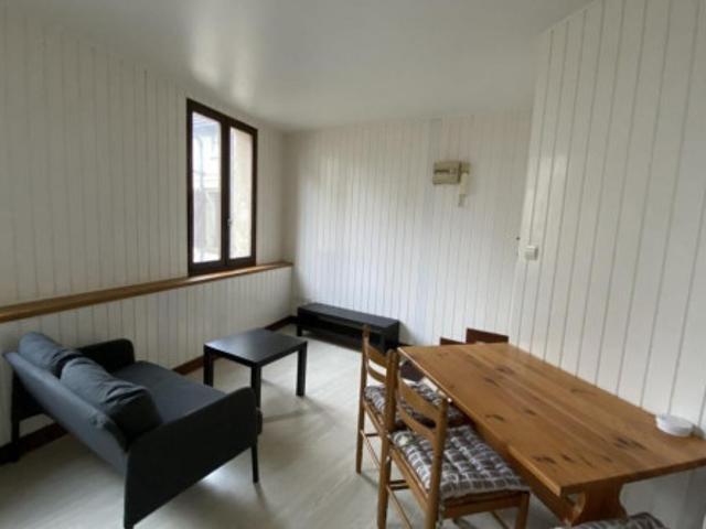 Studio location à France métropolitaine, Pont-sainte-maxence