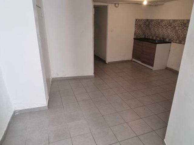 Studio location à Brignoles, Pourcieux
