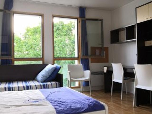 Studio location à France métropolitaine, Rueil-malmaison