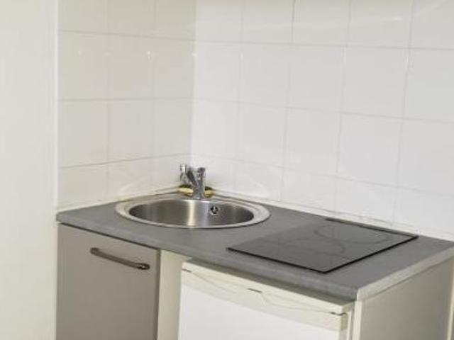 Studio location à Nanterre, Rueil-malmaison