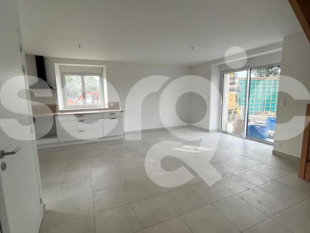 Studio location à Les Brosses, Saint-Clément-de-la-Place