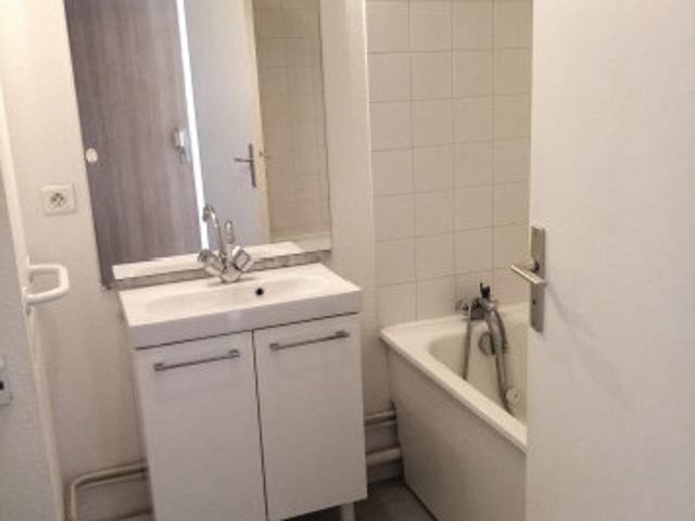 Studio location à Saint-Étienne