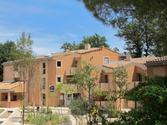 Studio location à Aix-en-Provence, Le Tholonet