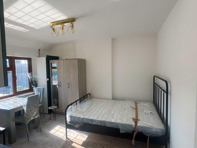 Studio for rent in Dollis Hill, Greater London