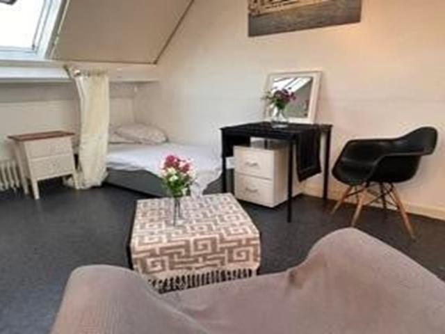 Studio te huur in Amby, Limburg
