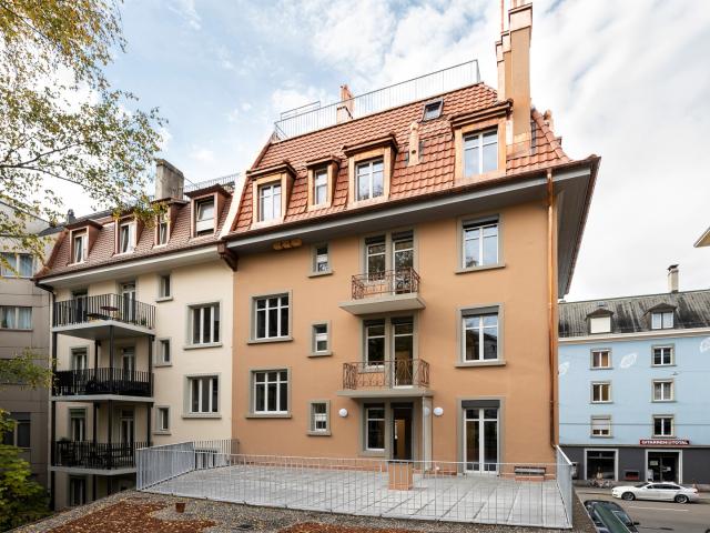Apartment mieten in Einigen, Zürich