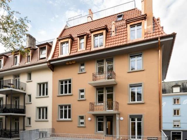 Studio mieten in Einigen, Zürich