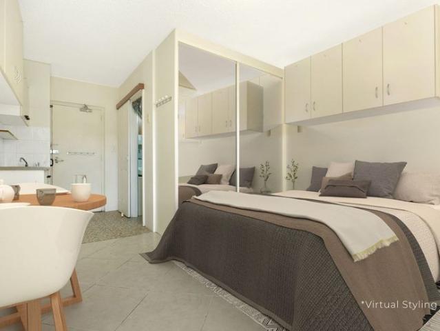 Granny Flat for rent in Wollongong West, New South Wales