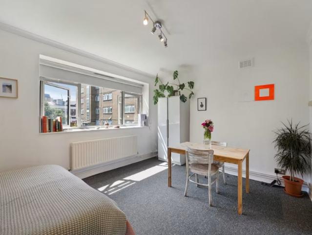 Studio for rent in Greater London