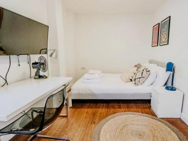 Studio for rent in Tower Liberty, Whitechapel