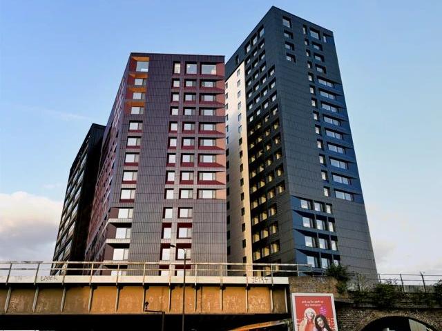 Studio for rent in Nine Elms, Greater London