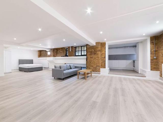 Studio for rent in Dalston