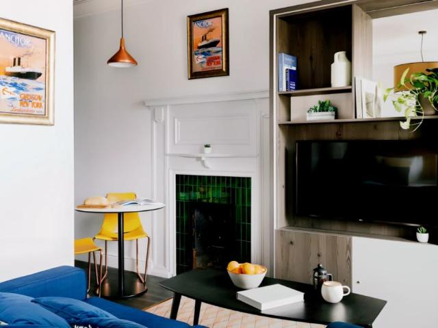 Studio for rent in Merchant City, Scotland