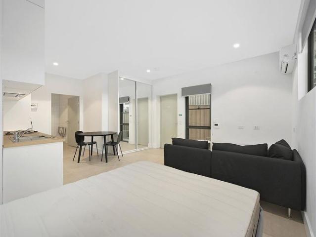 Granny Flat for rent in Sydney, New South Wales