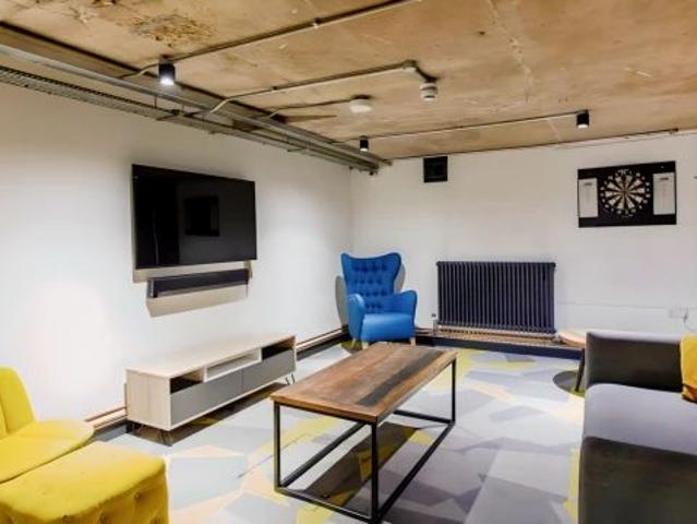 Studio for rent in Newtown, Reading