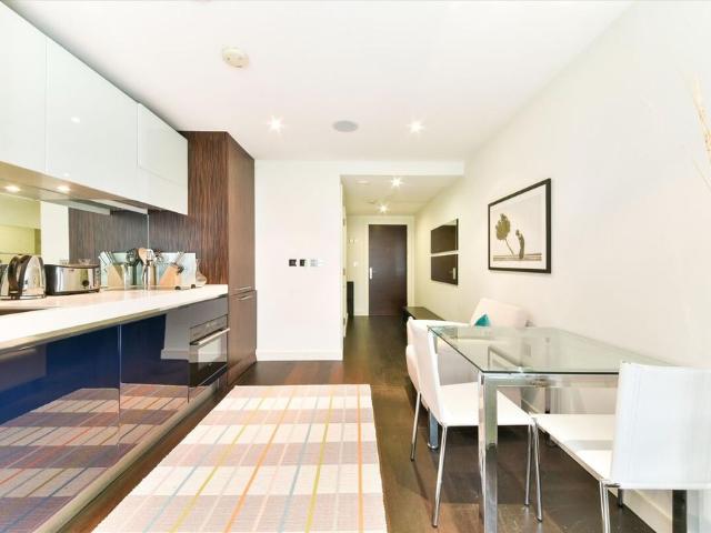 Studio for rent in Pimlico, Greater London