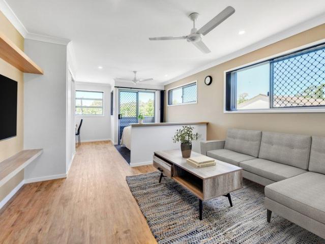 Granny Flat for rent in Toombul, Queensland