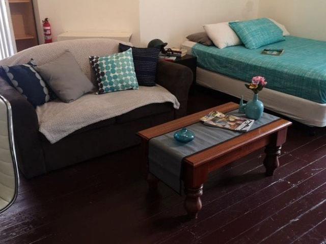 Granny Flat for rent in Camerons Creek, Victoria