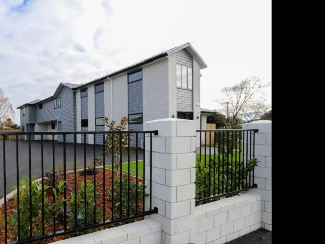 Apartment for rent in Melville, Hamilton City