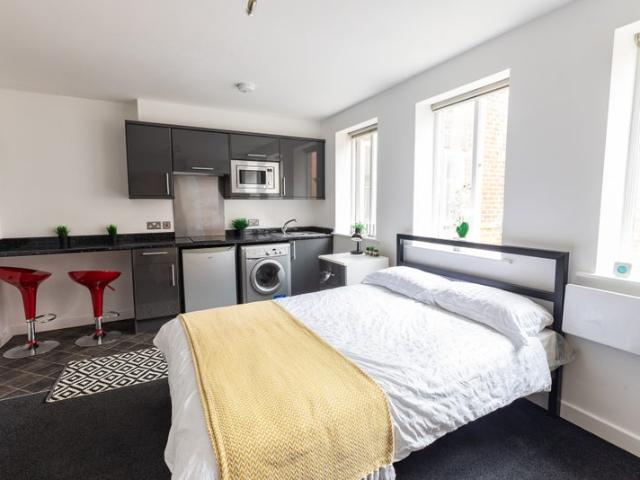 Studio for rent in Cultural Industries Quarter, Sheffield