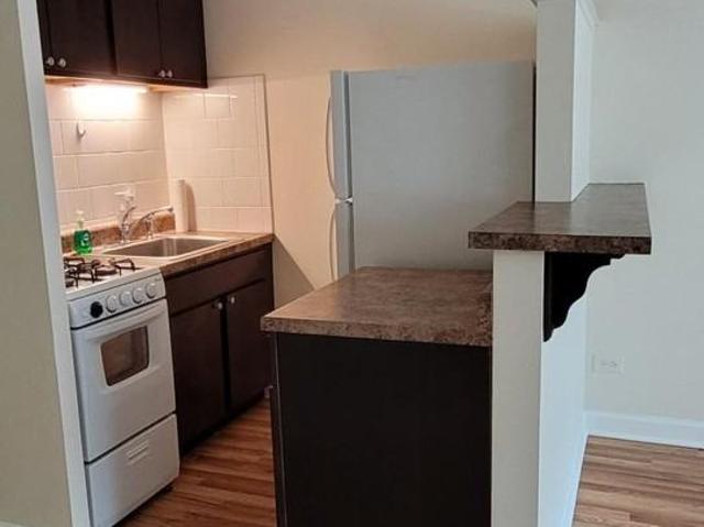 Apartment for rent in Wheaton, DuPage County