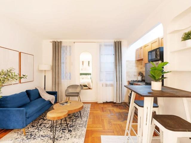 Apartment for rent in Arverne, New York
