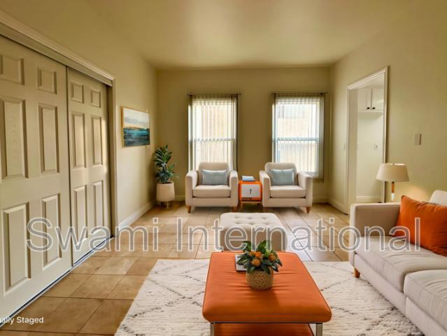 Apartment for rent in Canoga Park, California
