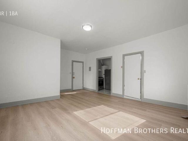 Apartment for rent in Canoga Park, California