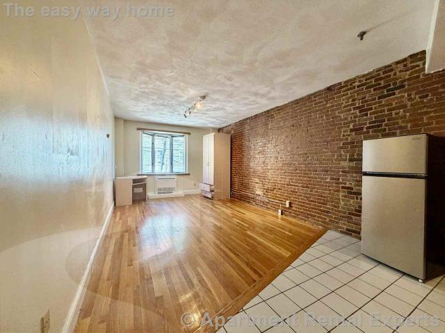 Apartment for rent in Cambridge, Middlesex County