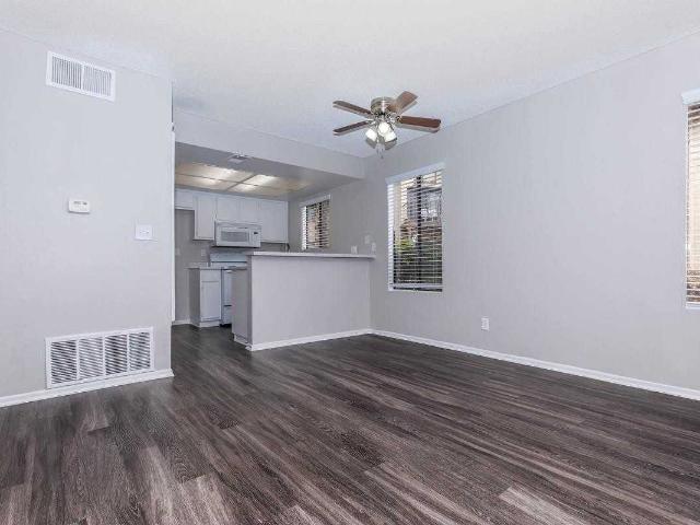 Apartment for rent in Upland, California