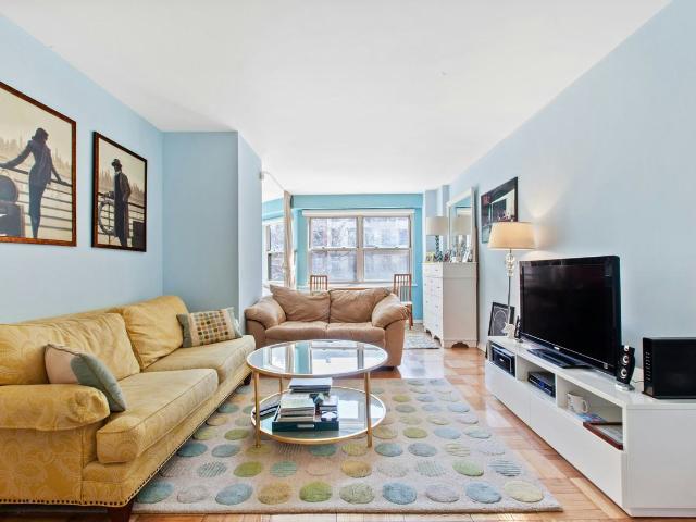 Apartment for rent in Arverne, New York