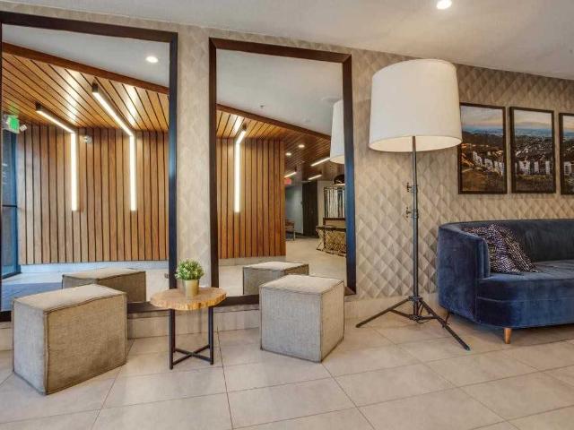 Apartment for rent in Canoga Park, California