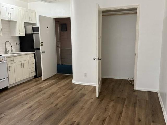 Property for rent in Canoga Park, California