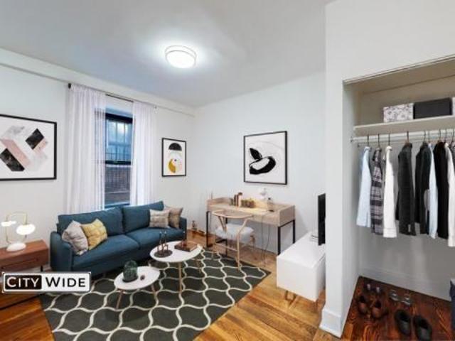 Apartment for rent in Arverne, New York