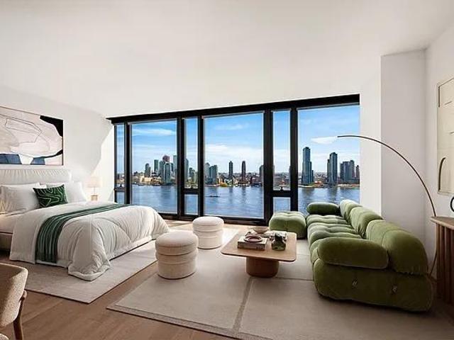 Apartment for rent in Arverne, New York