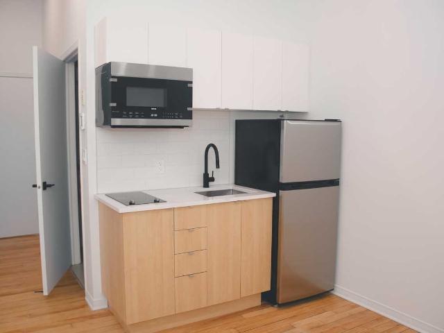 Apartment for rent in St. Leonard's, Quebec