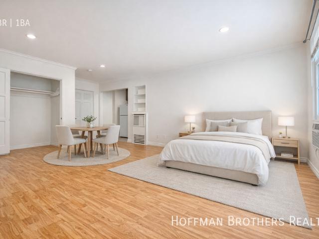 Apartment for rent in Canoga Park, California