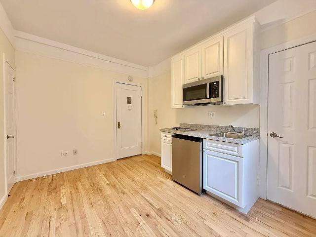 Apartment for rent in Arverne, New York