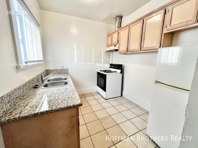 Apartment for rent in Long Beach, California