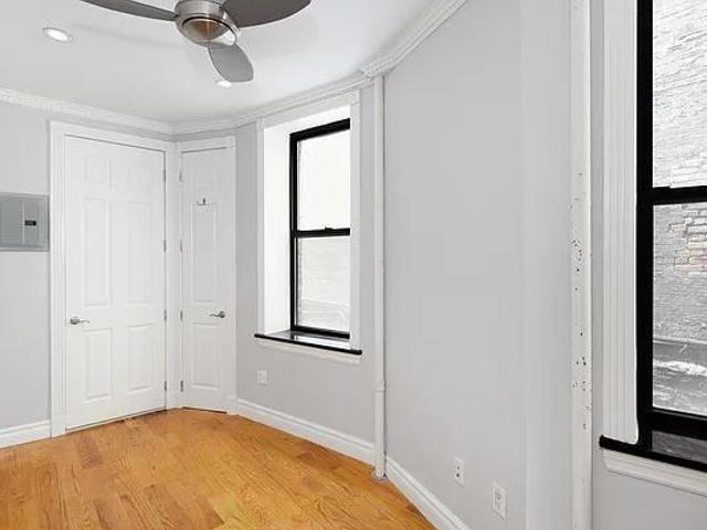 Apartment for rent in Arverne, New York