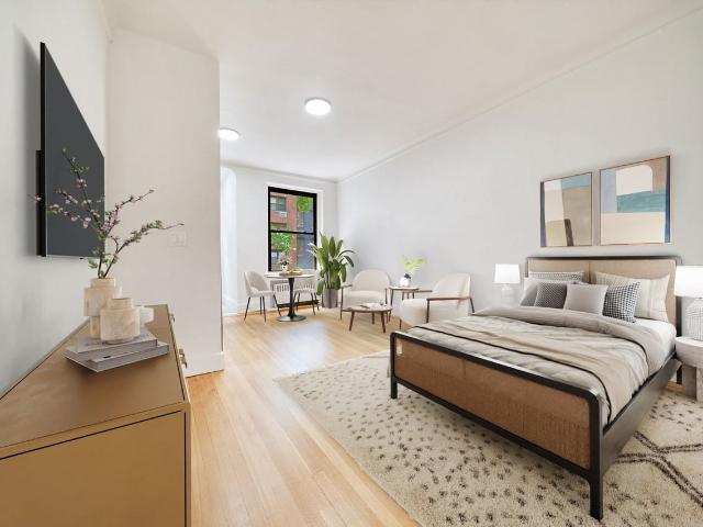 Apartment for rent in Arverne, New York