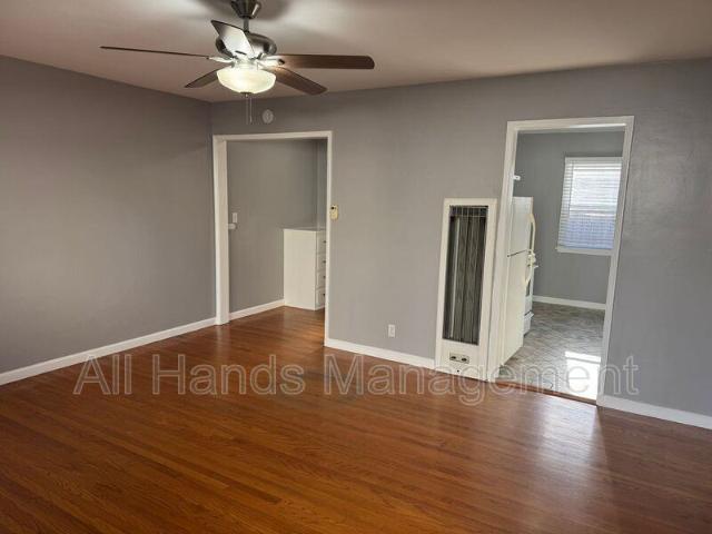 Apartment for rent in Long Beach, California